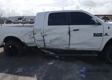 2018 Ram 2500 Laramie 4X4 6'4 Box from USA, damaged, VIN 3C6UR5NL2JG127232